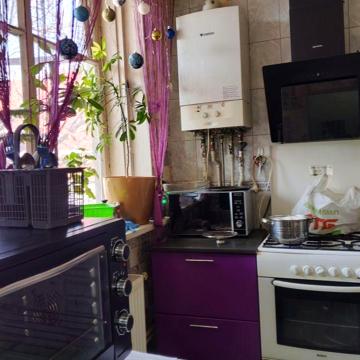 Продаю добротный кирпичный дом в самом центре г Мерефа