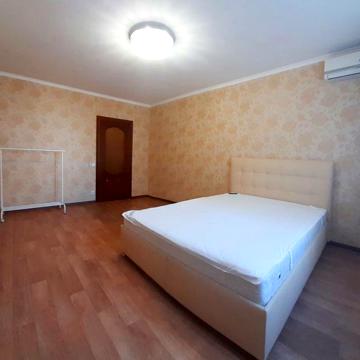 Петра Григоренка просп., 20