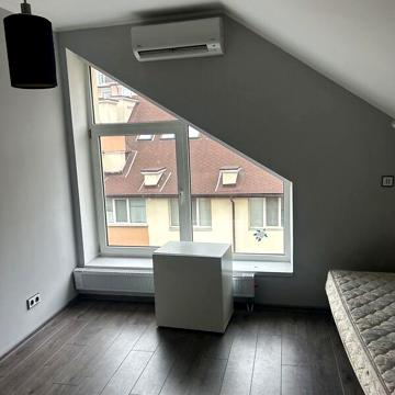 Продаж 1к Квартира Богдана Хмельницького бульвар