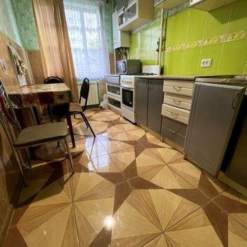 Продається 3 кімнатна квартира