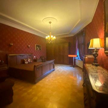 Продаж квартири в австрійському люксі в центрі Львова,вул.Дорошенка