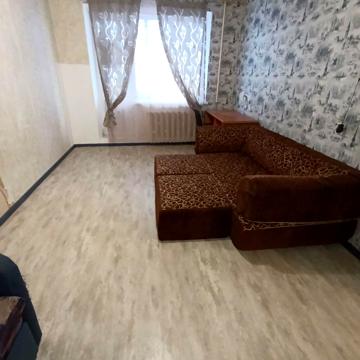 Кузьми Скрябіна вул. (Курчатова), 7