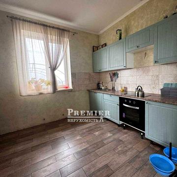 Будинок з сучасним ремонтом 90 кв.м на 5 сотках Красносілка.