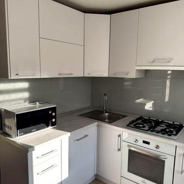 Продам 2-х кімнатну квартиру