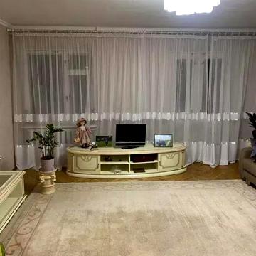 Сонячна вул., 8