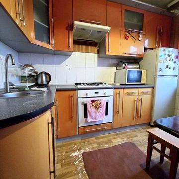 Довгострокова оренда 2к Квартира Головна вулиця
