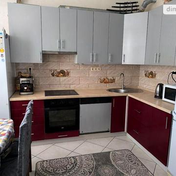 Продаж 2к Квартира Лесі Українки вулиця
