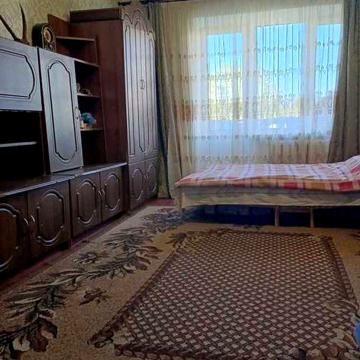 Продам квартиру в смт.Гончарівське