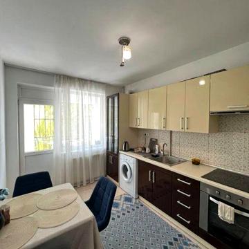 Продам 1к квартиру в центрі з ремонтом вул Сахарова 27б.Новобудова