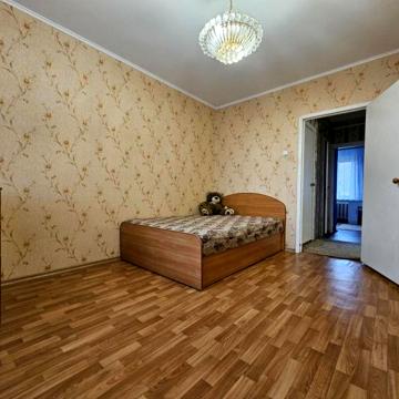 Владислава Бувалкіна вул. (Бочарова Генерала), 71