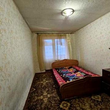 Продам 3к квартиру Калиновая под ремонт