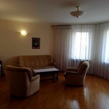3-х комнатная квартира 110 кв ул. Никольско Слободская 185000