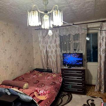 Продам квартиру не угловая