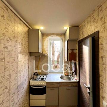 Продаж 3-кімнатної квартири з ремонтом, вул. Волинська, 4 1-й поверх!