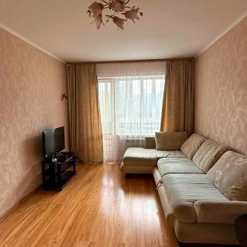 Сімї Глодан вул., 27