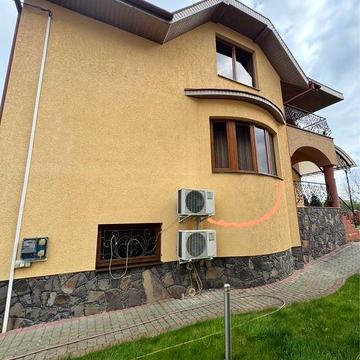 Будинок перед Набережної річки Латориця
