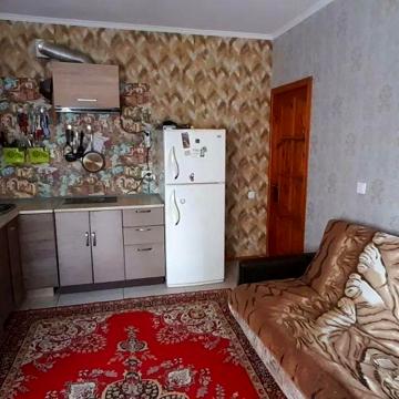 Грушевського вул., 21