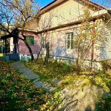 ТОП-локація! ЦЕНТР! Будинок на 5 кутах, 12 сот землі! A11