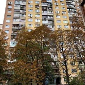 Свободи просп., 30а