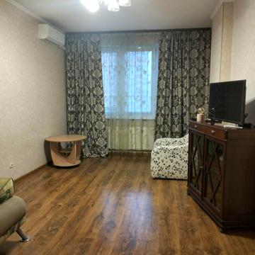 Велика Китаївська вул., 53