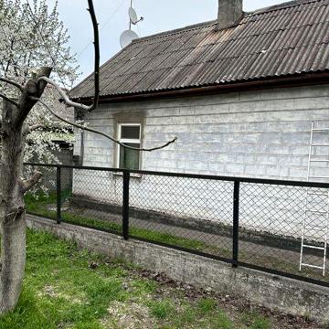 Оренда будинку біля басейну Мікомп