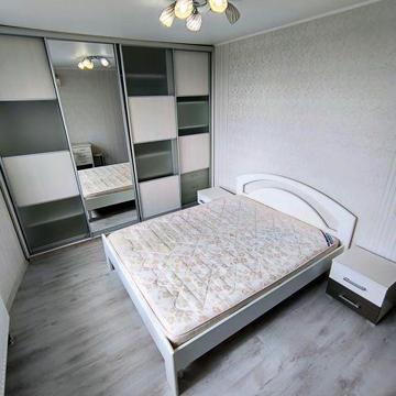 Продаж 3 кім квартири Юрія Поправки (Лебедєва) 14 Дніпровський р-н.