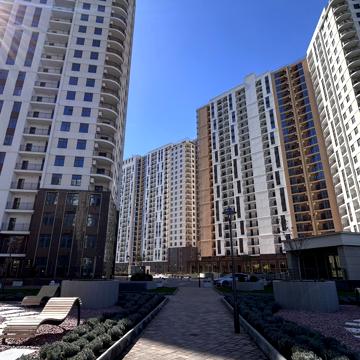 Краснова вул., 30