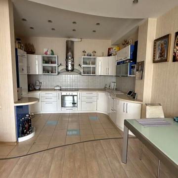Продаж 2к Квартира Тіниста вулиця ЖК Новая Аркадия