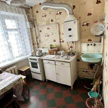 Продам квартиру , проспект Коробелов 1