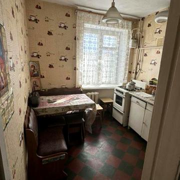 Продам квартиру , проспект Коробелов 1