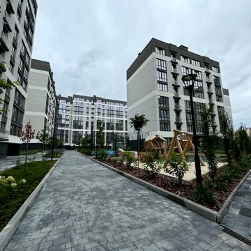 Олександра Довженка вул., 31в