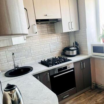 Продам 2-х комнатную квартиру ( р-н город)
