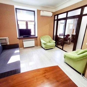 Аренда 2к квартиры возле метро Берестейская, 52м2, ул. Лагерная, 40