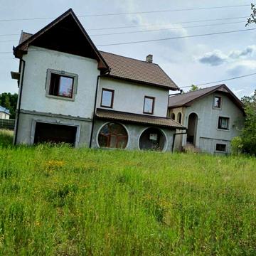 Оренда Будинку,5 кімнат.Отинія.
