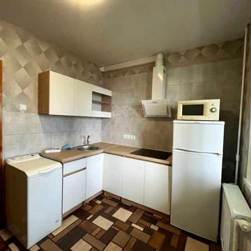 Продажа 1к квартири Харківське Шосе 56,метро Позняки,Харківська 10хв!