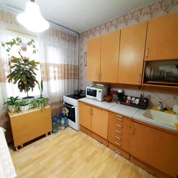 Продам 2-кімнатну квартиру на Троєщині
