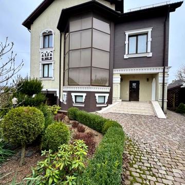 Лесі Українки вул.