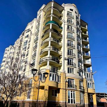 Продаж 3к квартири вул. Торговиця