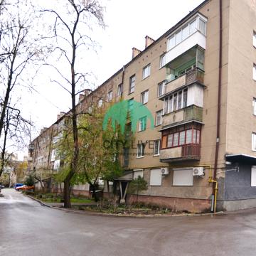 Чорновола вул., 98