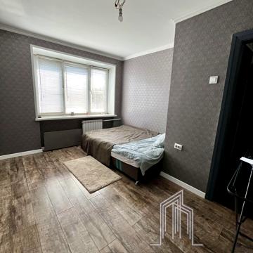 Олени Теліги вул., 57