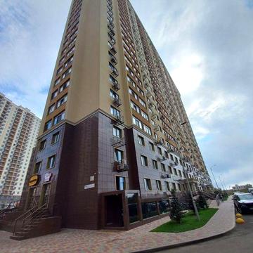 Продам СВОЮ 2-комнатну квартиру на Ак. Сахарова, 54 жемчужина Kadorr