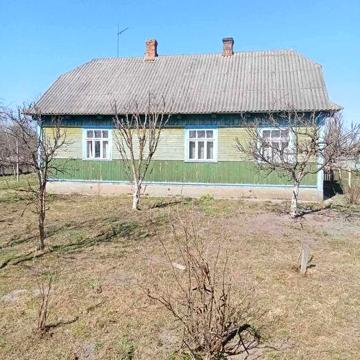 Продам деревяний будинок