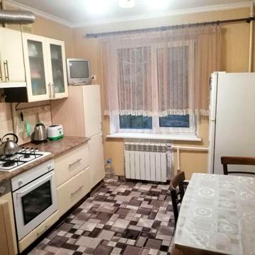 Продам 3ком квартиру в центре ул.Воскресенская 2 театр Шевченко