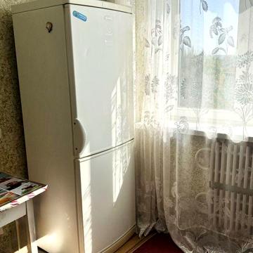1-к. Лівий берег 5/9, 10 мкр р-н ЦНАПа з видом на Набережну Дніпра