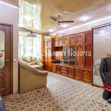 Вінстона Черчилля вул. (Червоноткацька), 10