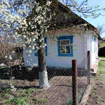 Продам земельну ділянку з житловим будинком Власники.