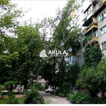 3кімн. квартира біля метро КПІ 62кв.м.