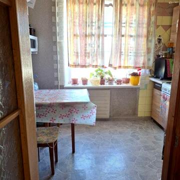 Продам 2х ком квартиру ул.Героев 93 бригады