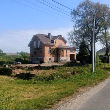 Храмова, 27
