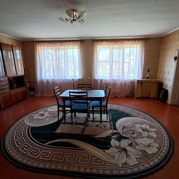 Продам будинок Петровського 152 метра